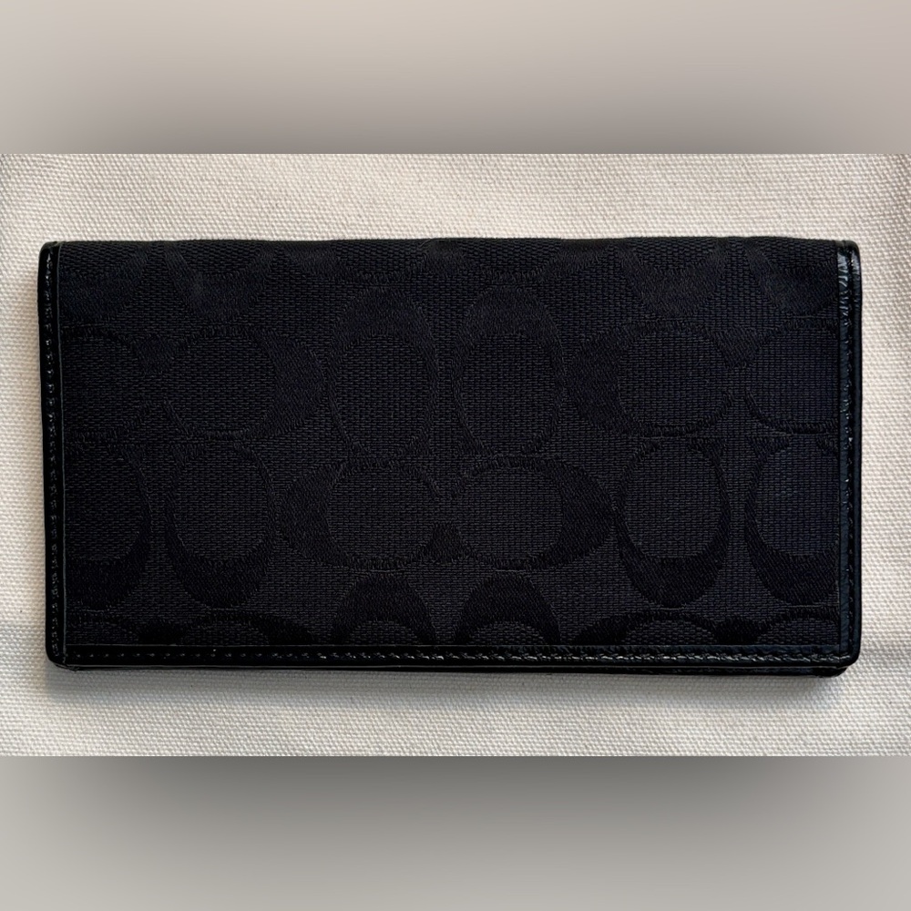 Coach Signature C Canvas Leather Lined Bi-fold Checkbook Cover - Black